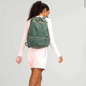 Lululemon City Adventurer Backpack 17L in Green Twill